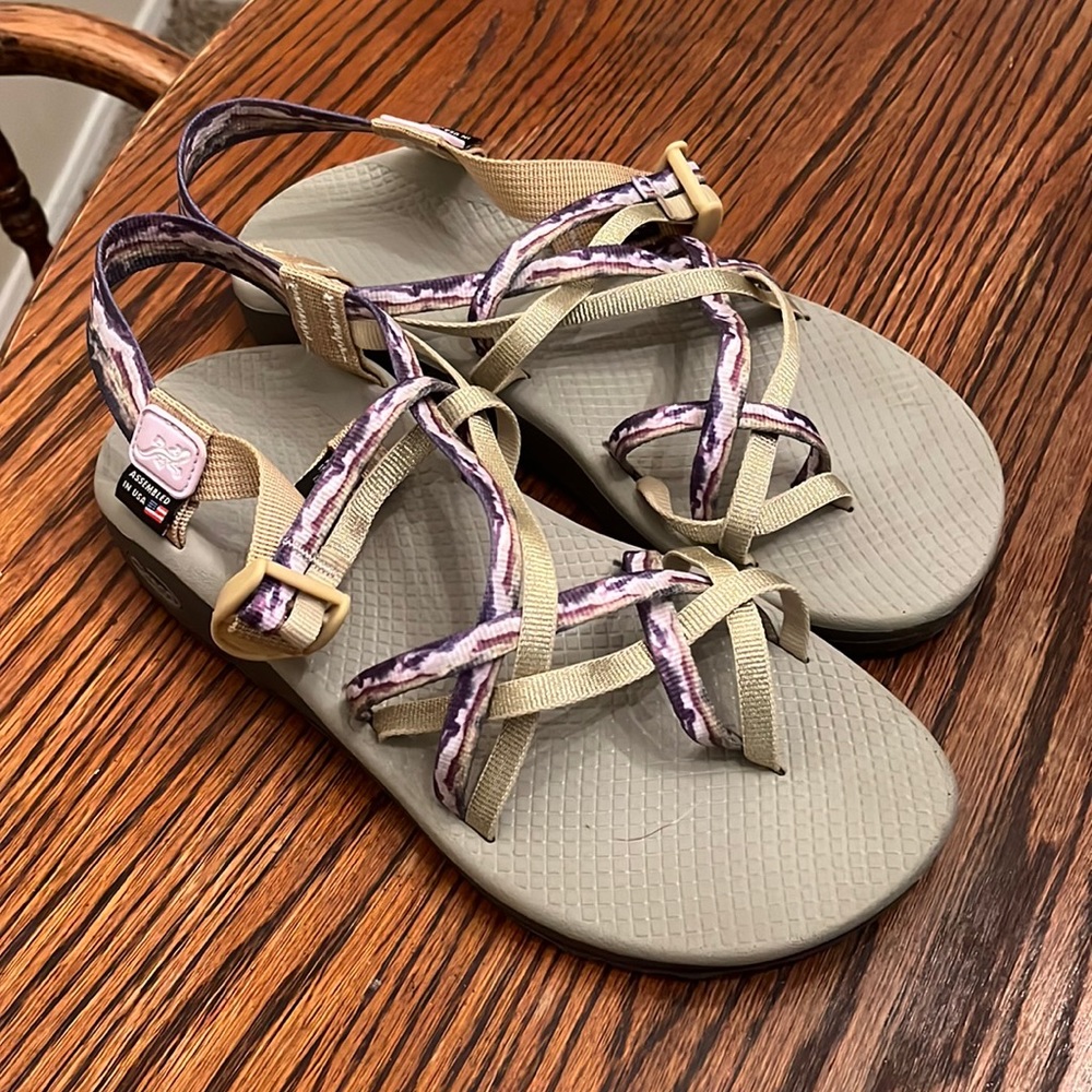 EUC Women’s Chacos